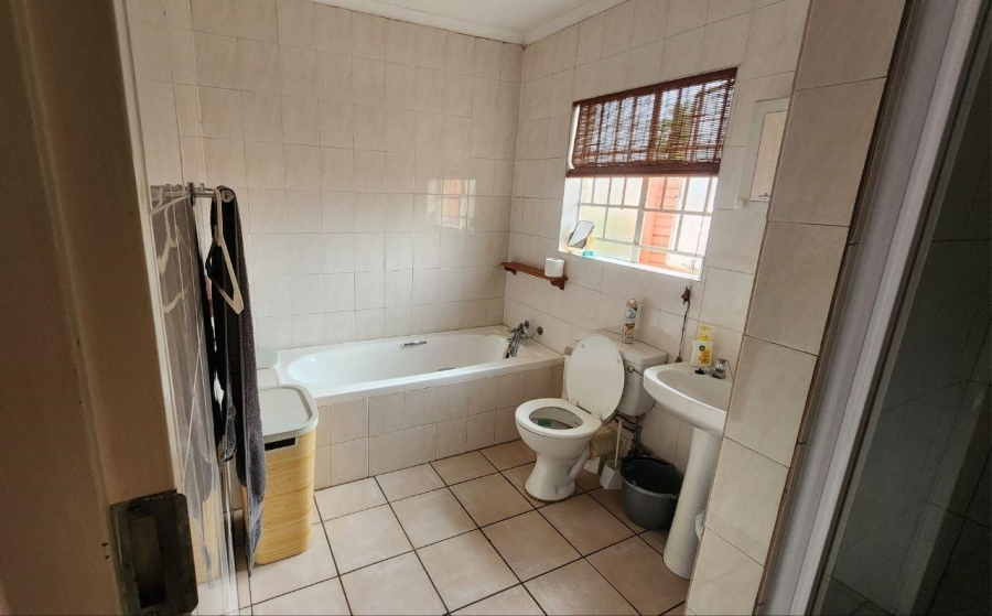 2 Bedroom Property for Sale in Celtisdal Gauteng