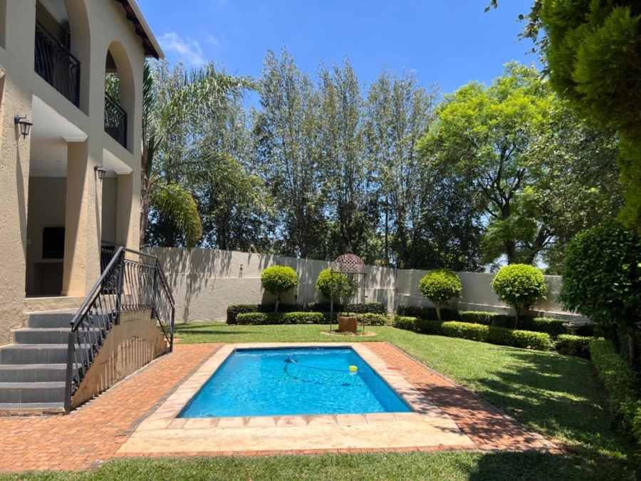 To Let 5 Bedroom Property for Rent in Waterkloof Ridge Gauteng