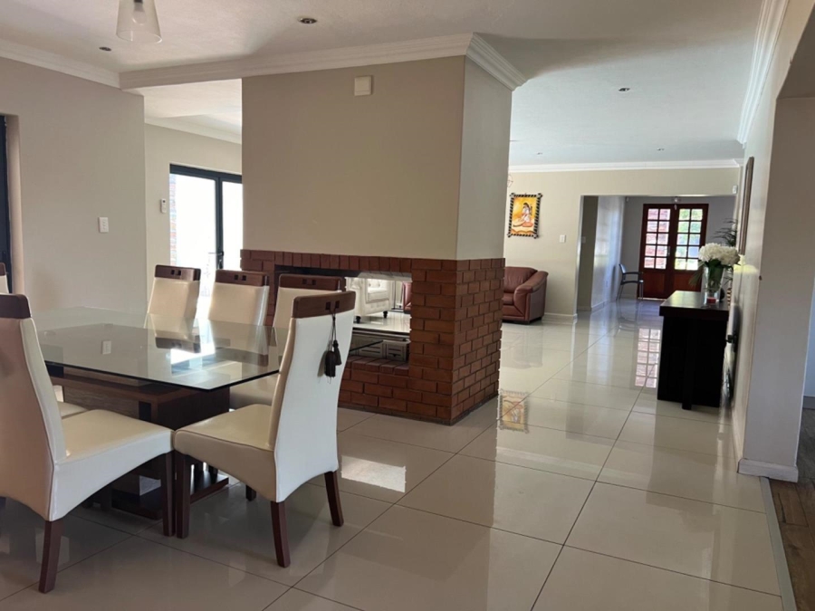 To Let 5 Bedroom Property for Rent in Waterkloof Ridge Gauteng