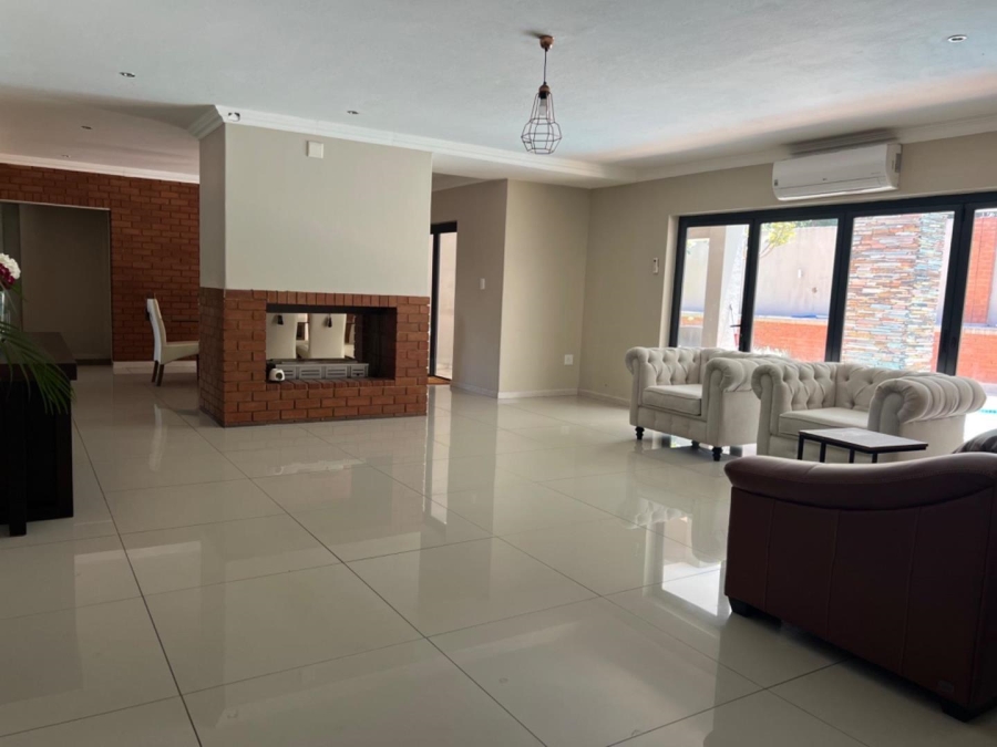 To Let 5 Bedroom Property for Rent in Waterkloof Ridge Gauteng