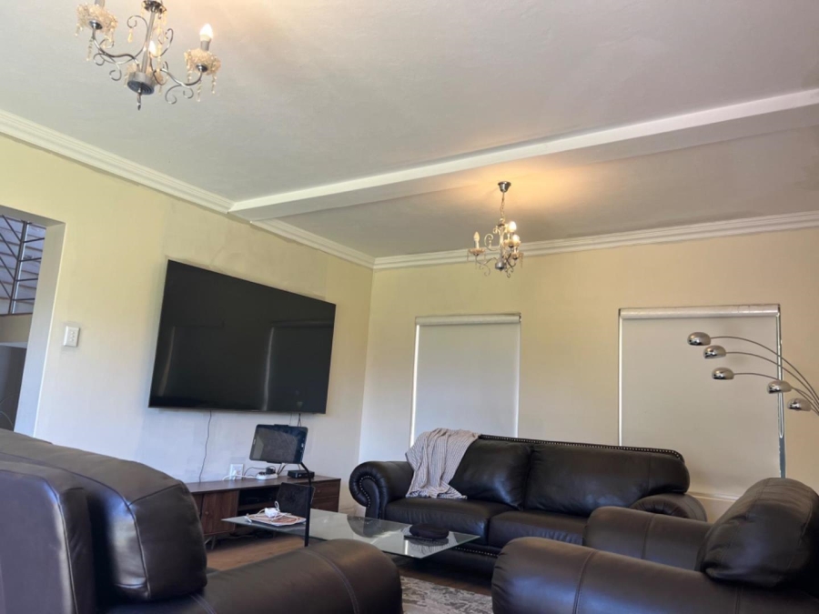 To Let 5 Bedroom Property for Rent in Waterkloof Ridge Gauteng