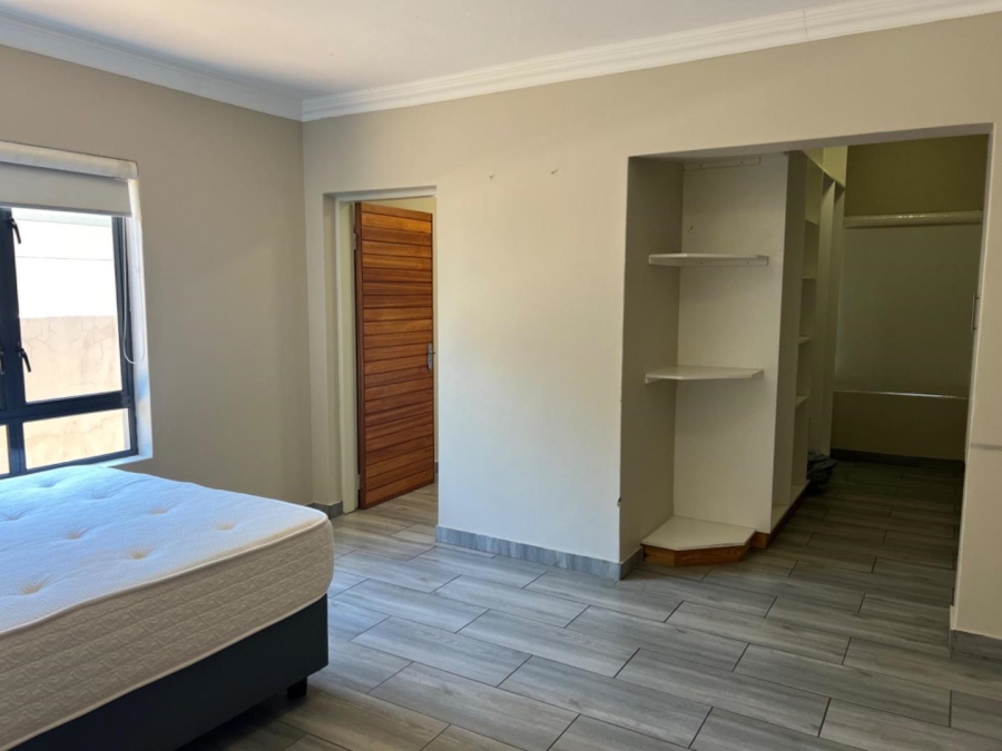 To Let 5 Bedroom Property for Rent in Waterkloof Ridge Gauteng