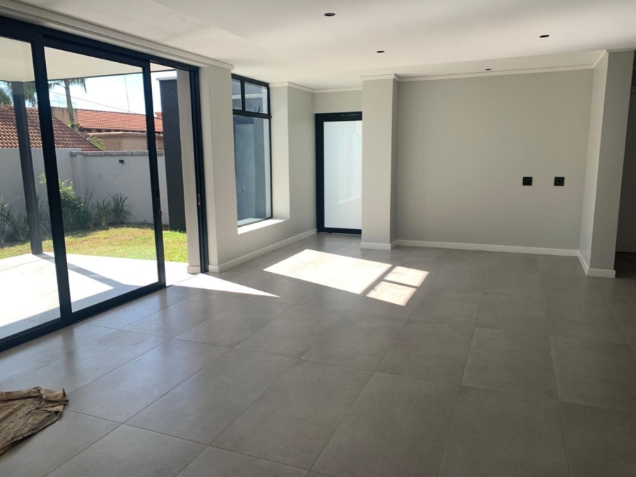 To Let 3 Bedroom Property for Rent in Waterkloof Gauteng