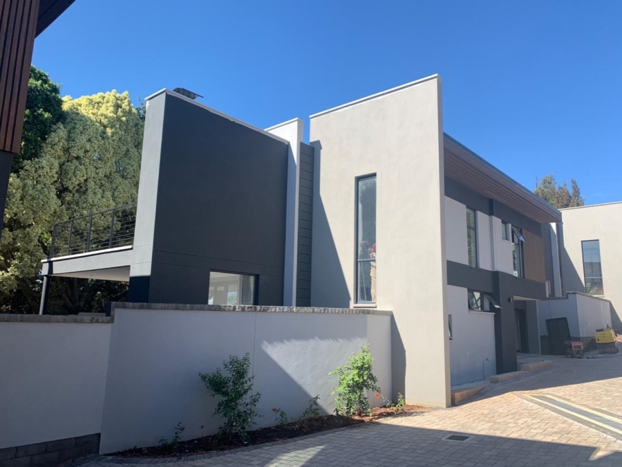 To Let 3 Bedroom Property for Rent in Waterkloof Gauteng