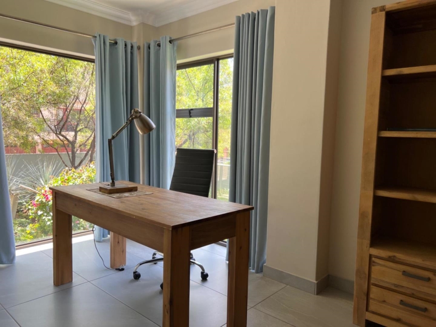 To Let 4 Bedroom Property for Rent in Waterkloof Ridge Gauteng