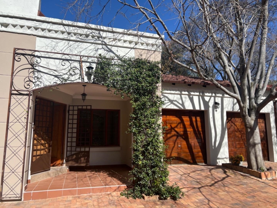 To Let 2 Bedroom Property for Rent in Waterkloof Gauteng