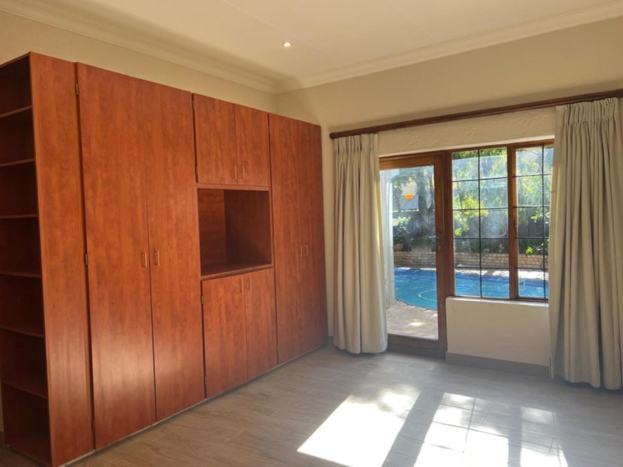 To Let 2 Bedroom Property for Rent in Waterkloof Gauteng