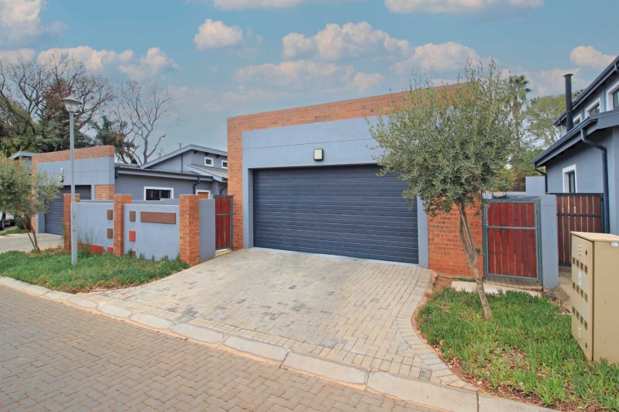 To Let 2 Bedroom Property for Rent in Montana Gauteng