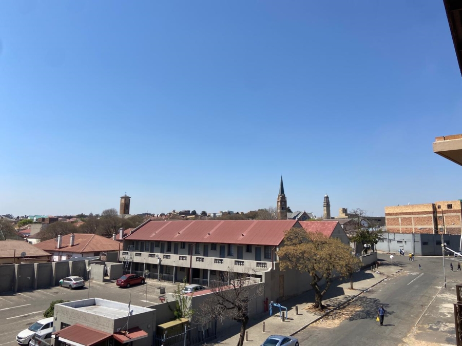 2 Bedroom Property for Sale in Troyeville Gauteng