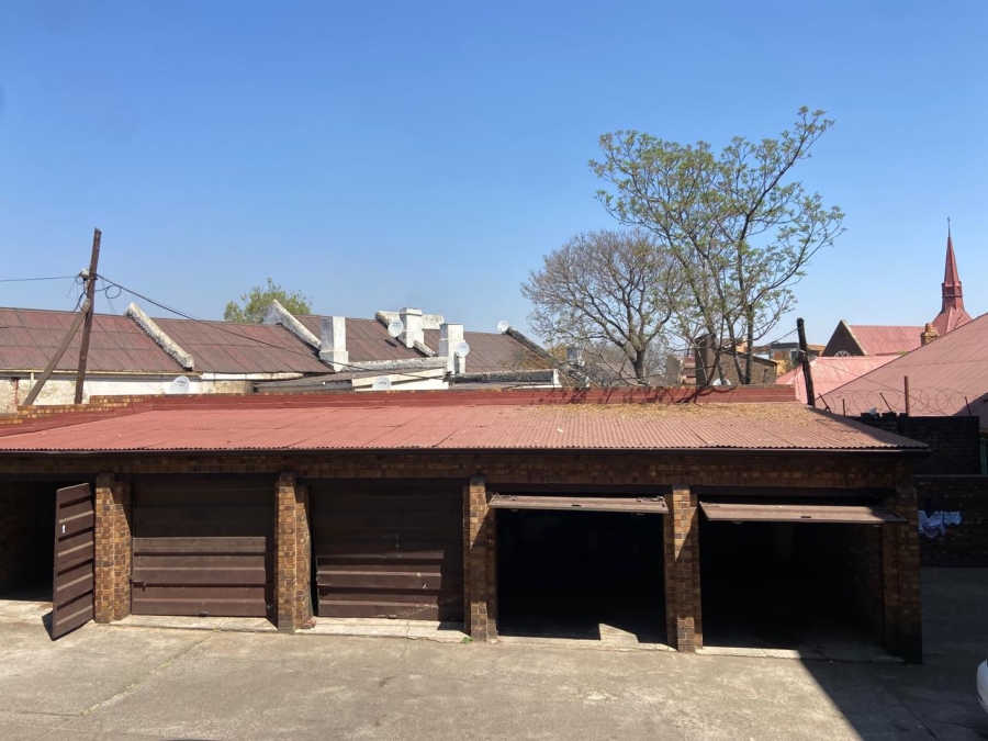 2 Bedroom Property for Sale in Troyeville Gauteng