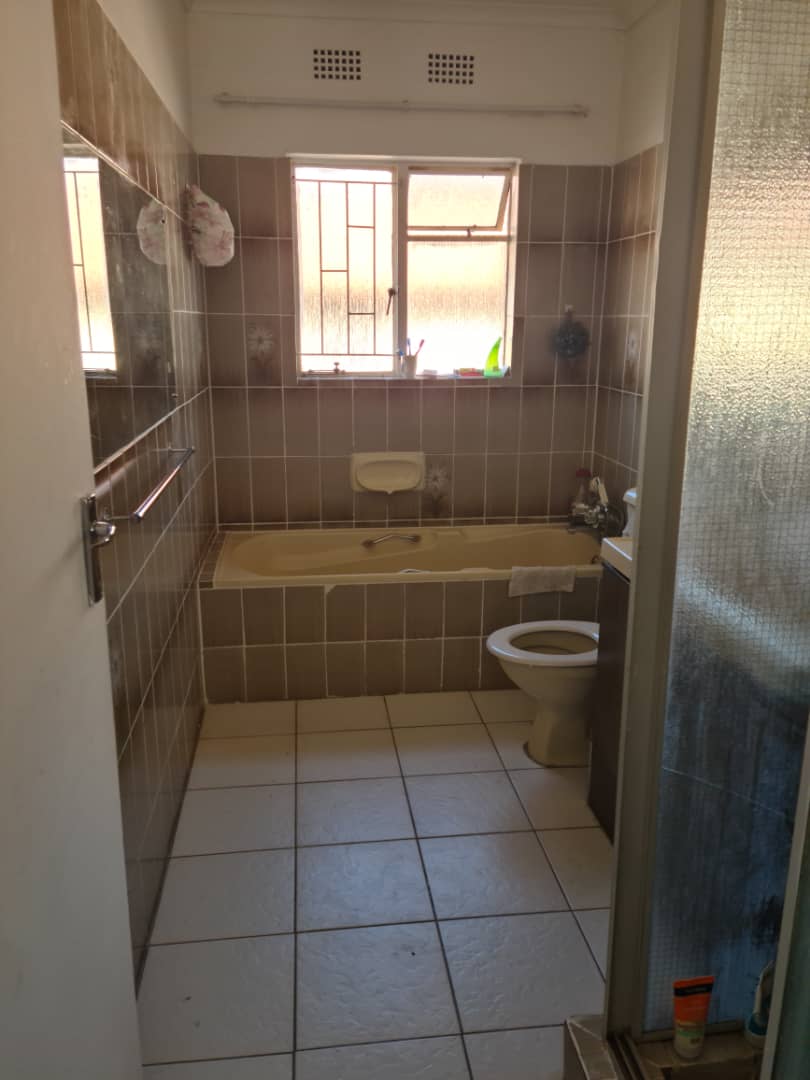 3 Bedroom Property for Sale in Halfway Gardens Gauteng