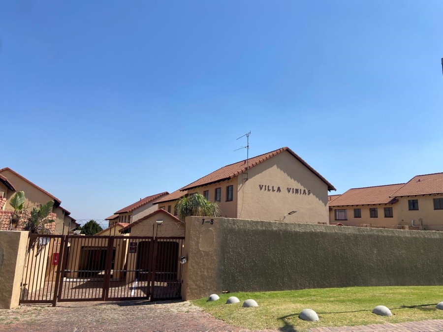 3 Bedroom Property for Sale in Halfway Gardens Gauteng