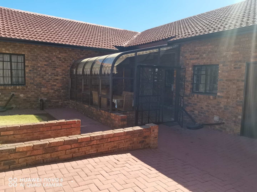 3 Bedroom Property for Sale in Elandspark Gauteng