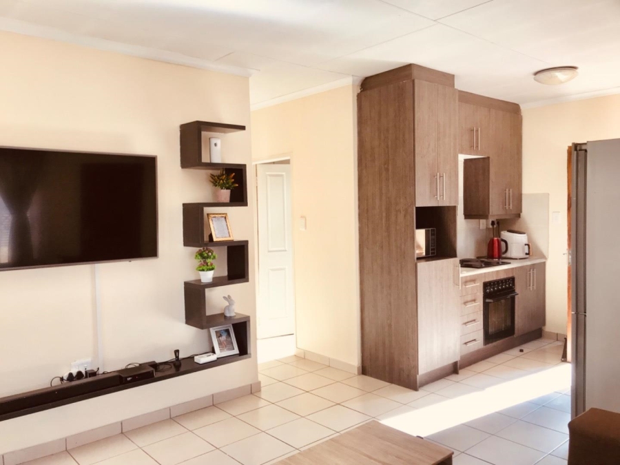 3 Bedroom Property for Sale in Strubenvale Gauteng