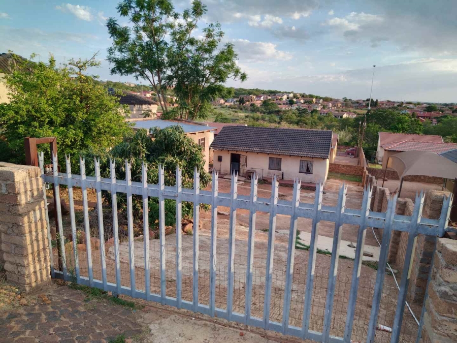 2 Bedroom Property for Sale in Soshanguve M Gauteng