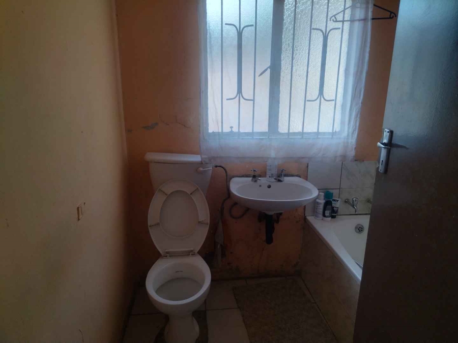 2 Bedroom Property for Sale in Soshanguve M Gauteng