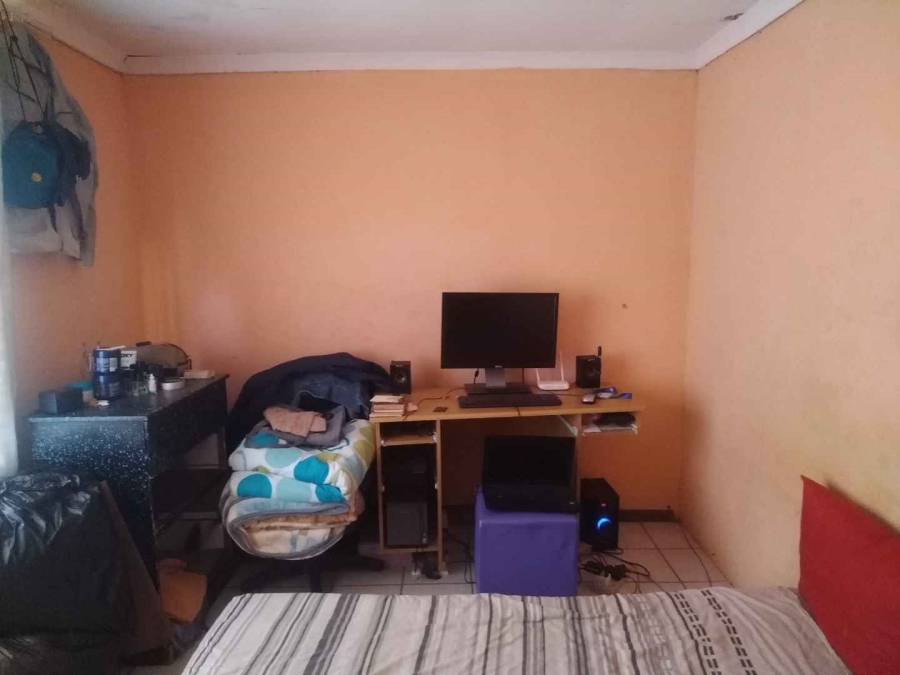 2 Bedroom Property for Sale in Soshanguve M Gauteng