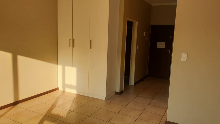 To Let 1 Bedroom Property for Rent in Hillcrest Gauteng