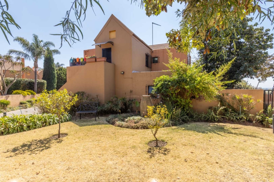 4 Bedroom Property for Sale in Boskruin Gauteng