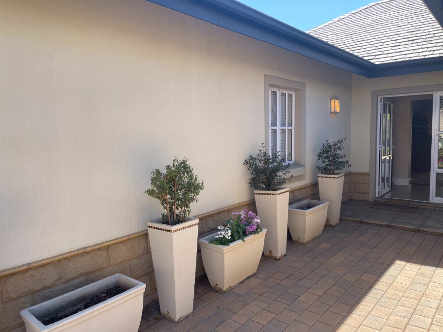 2 Bedroom Property for Sale in Waterfall Valley Mature Lifestyle Estate Gauteng