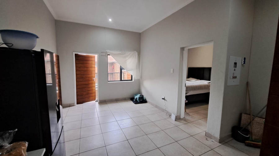 1 Bedroom Property for Sale in Randburg Gauteng