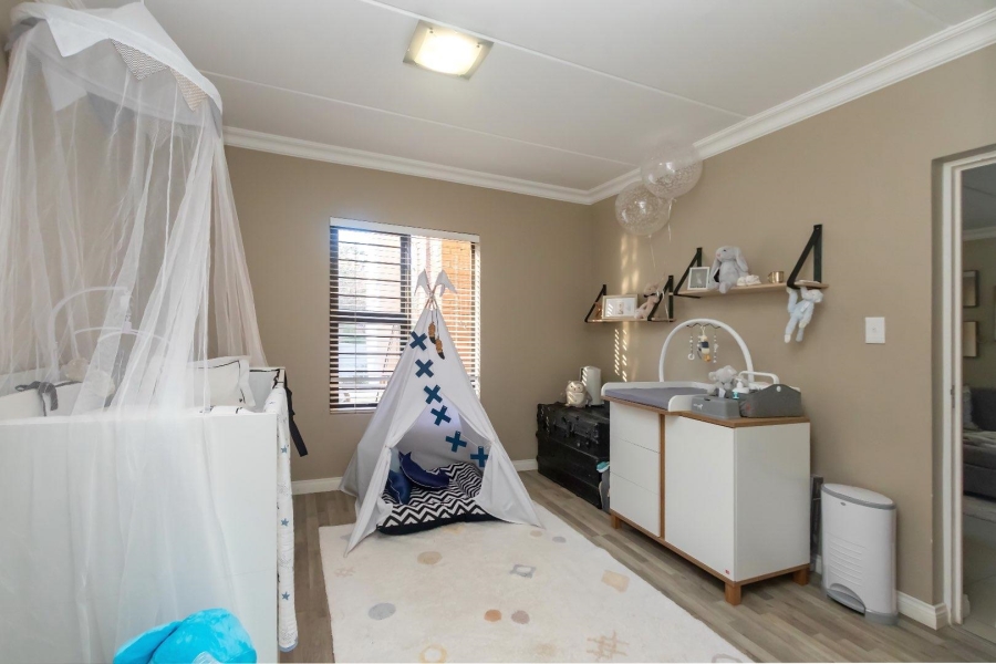 To Let 2 Bedroom Property for Rent in Kyalami Hills Gauteng