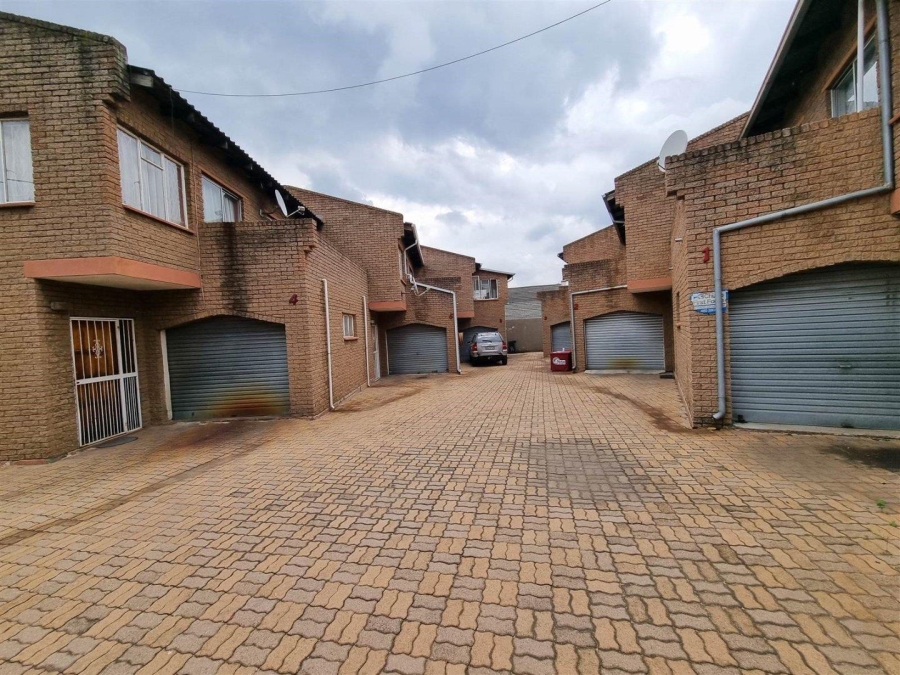 3 Bedroom Property for Sale in Forest Hill Gauteng