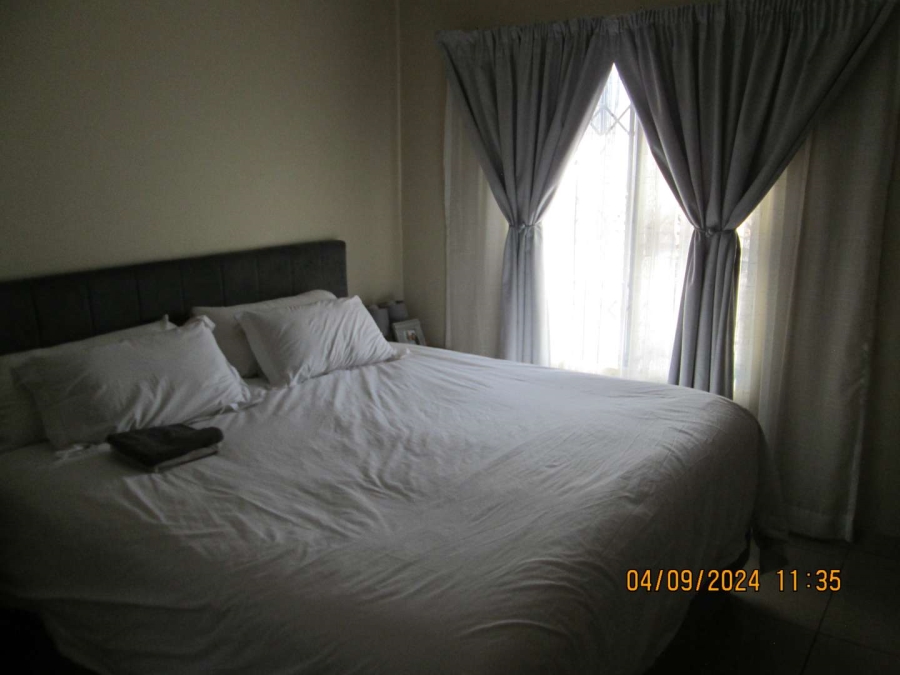 3 Bedroom Property for Sale in Akasia Gauteng