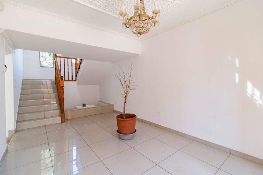 4 Bedroom Property for Sale in Glenvista Gauteng