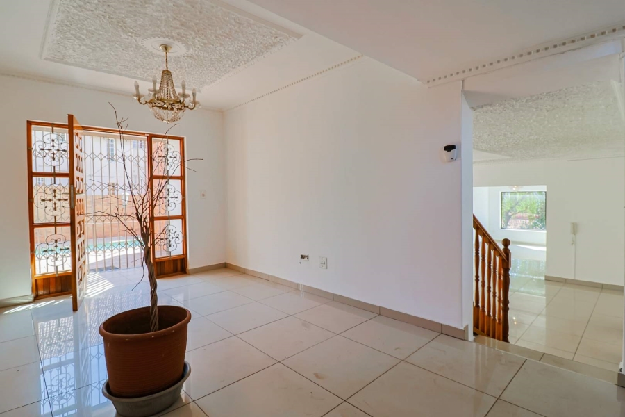 4 Bedroom Property for Sale in Glenvista Gauteng