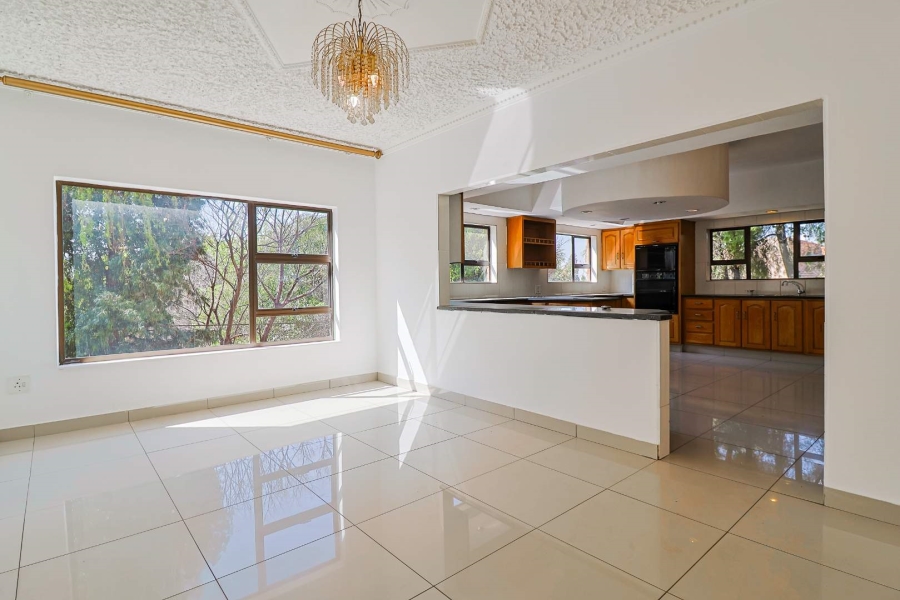 4 Bedroom Property for Sale in Glenvista Gauteng