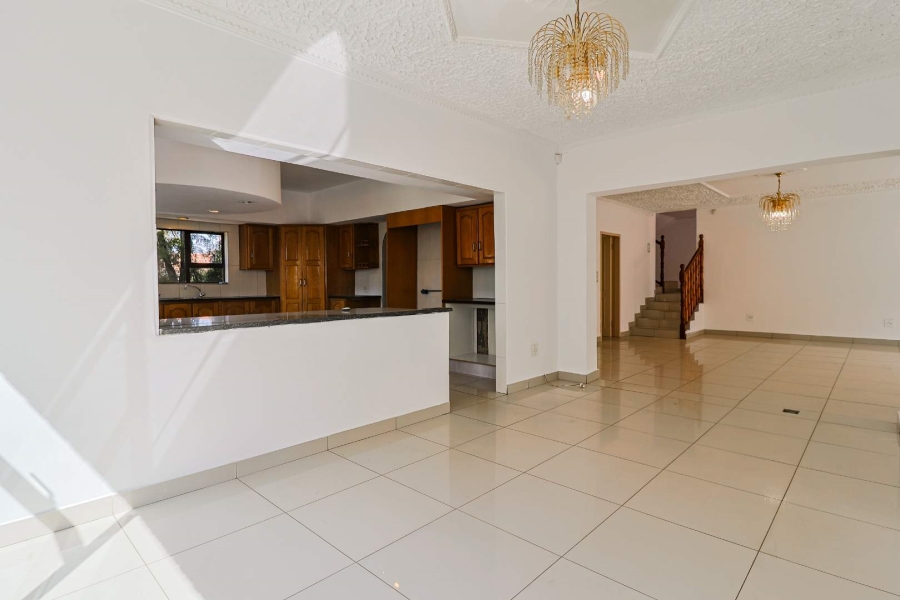 4 Bedroom Property for Sale in Glenvista Gauteng