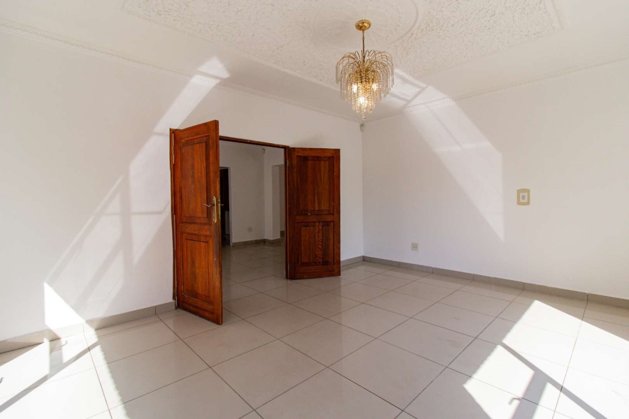 4 Bedroom Property for Sale in Glenvista Gauteng