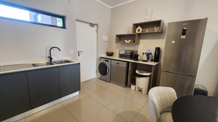 2 Bedroom Property for Sale in Bryanston West Gauteng