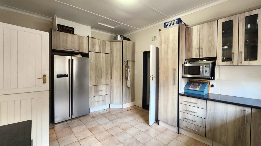 4 Bedroom Property for Sale in Blairgowrie Gauteng