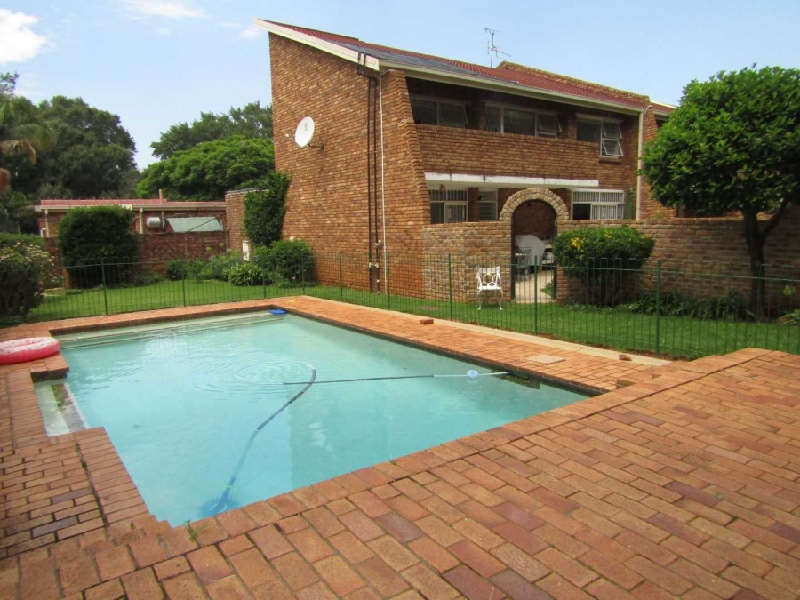 3 Bedroom Property for Sale in Glenhazel Gauteng