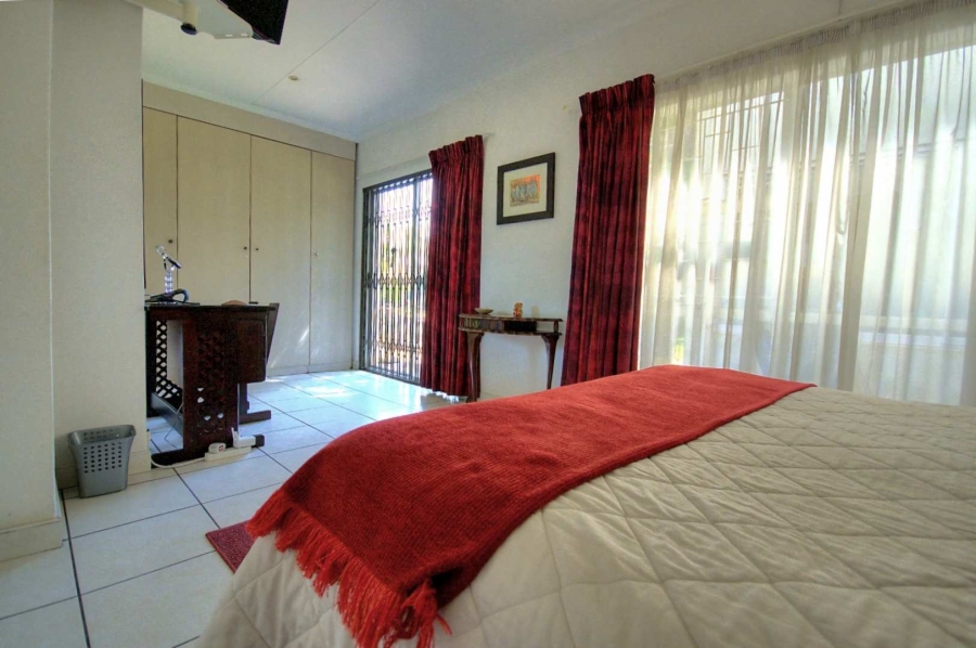 4 Bedroom Property for Sale in Brackenhurst Gauteng