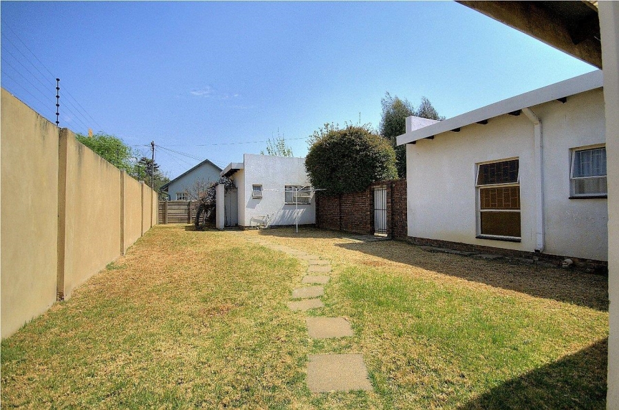 4 Bedroom Property for Sale in Brackenhurst Gauteng