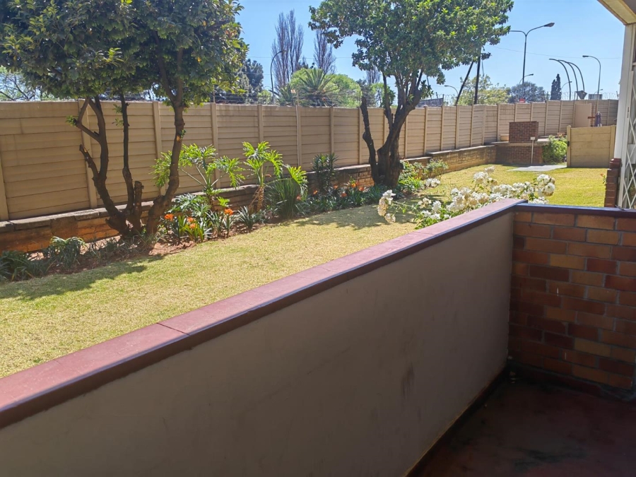 2 Bedroom Property for Sale in Denlee Gauteng