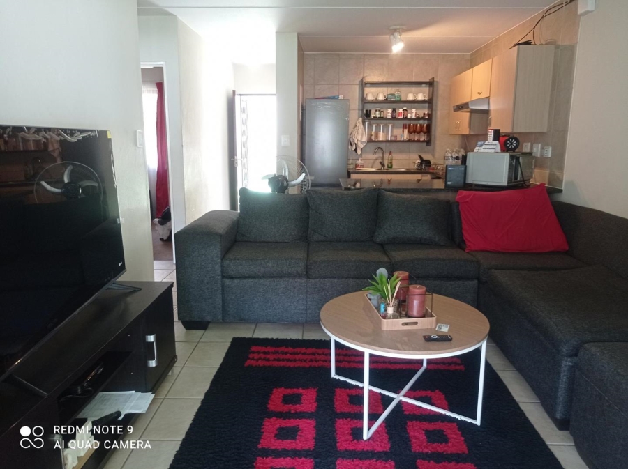 To Let 2 Bedroom Property for Rent in Noordhang Gauteng