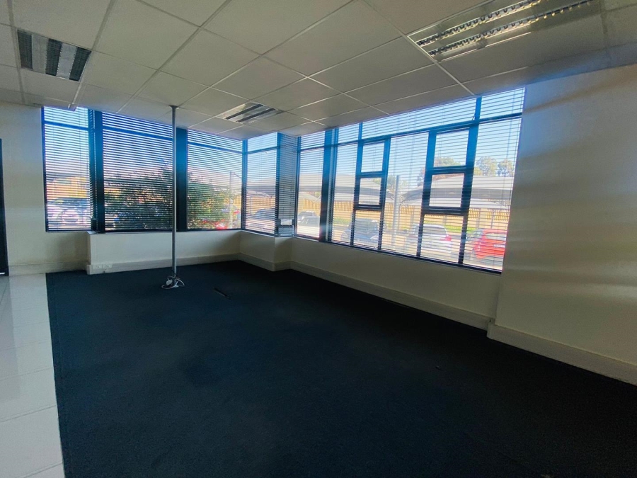 To Let commercial Property for Rent in Parkhaven Gauteng