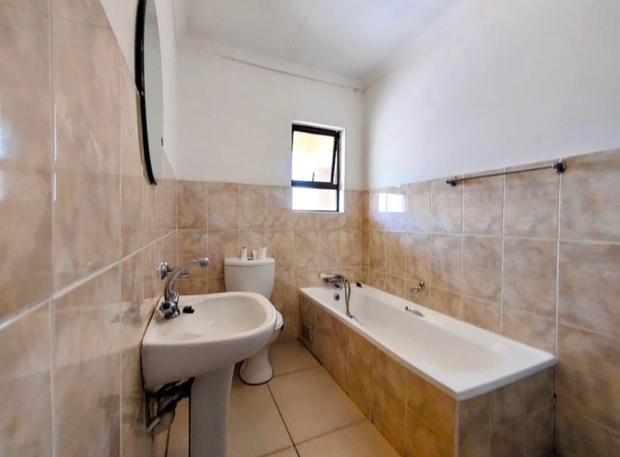 1 Bedroom Property for Sale in Parkrand Gauteng