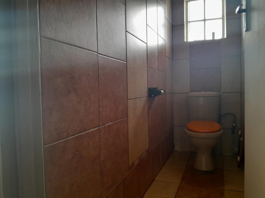 To Let 4 Bedroom Property for Rent in Sunnyridge Gauteng