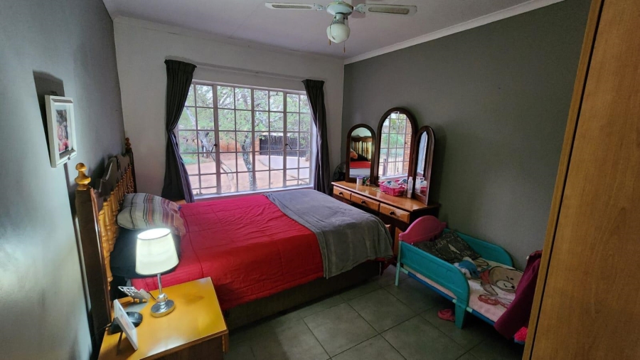 To Let 1 Bedroom Property for Rent in Raslouw A H Gauteng