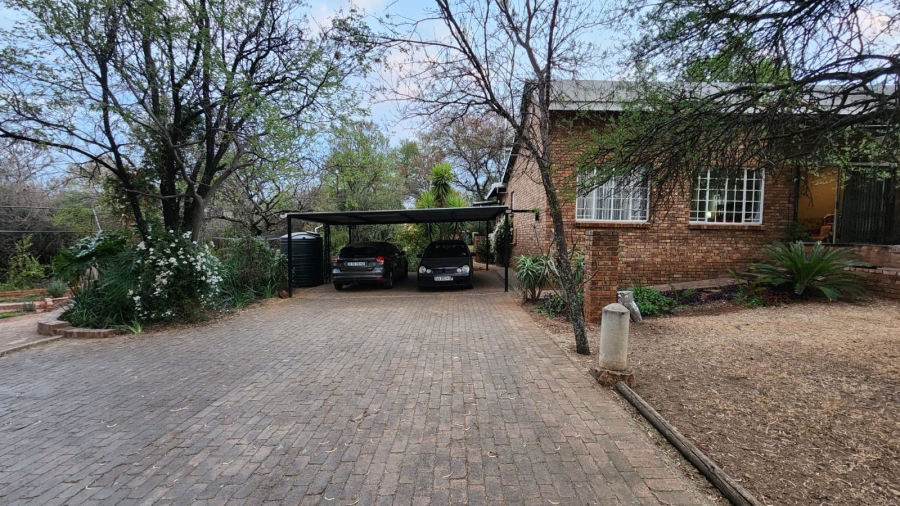 To Let 1 Bedroom Property for Rent in Raslouw A H Gauteng