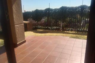 2 Bedroom Property for Sale in Constantia Kloof Gauteng