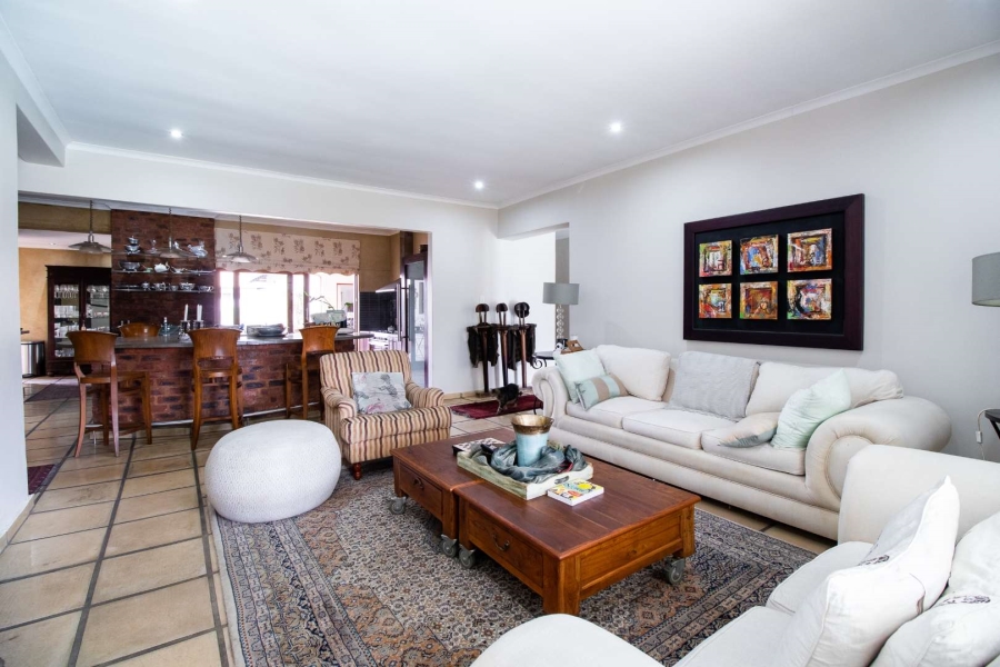 4 Bedroom Property for Sale in Lakefield Gauteng