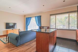 3 Bedroom Property for Sale in Glenvista Gauteng