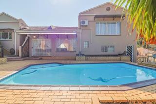 3 Bedroom Property for Sale in Glenvista Gauteng