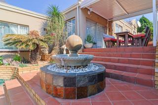 3 Bedroom Property for Sale in Glenvista Gauteng